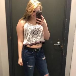 Meet your Posher, Savannah